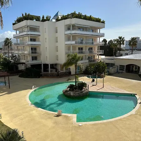 Bonito Vista Piscina Av-73 * Roses